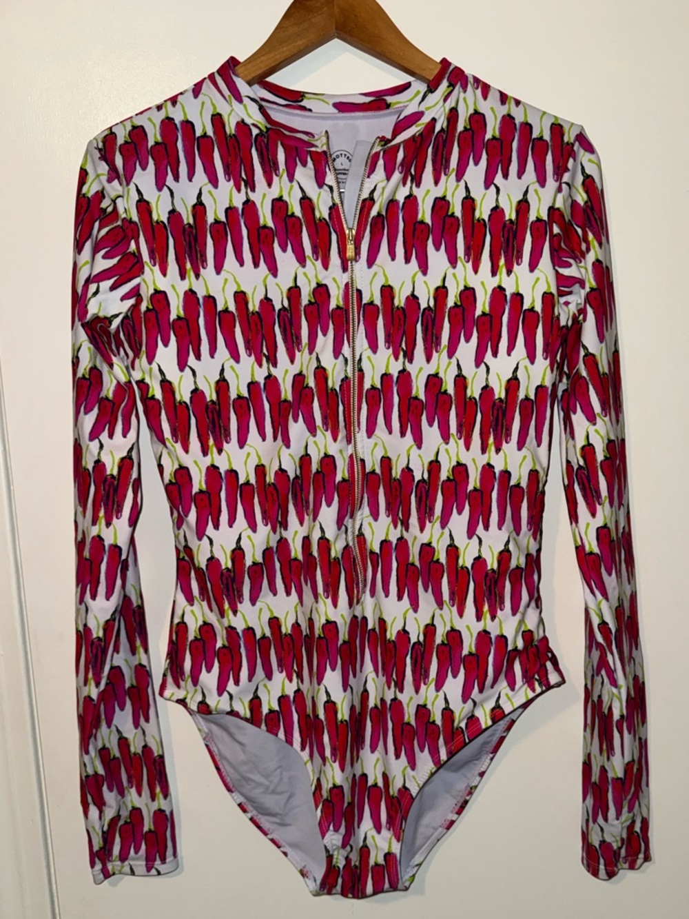 Mott50 Long Sleeve One-Piece Swimsuit Pepper Print Large